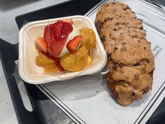 -HOT CRUSH趁热集合·现烤面包(上海环球港店)