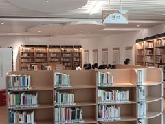 -广州市白云区图书馆
