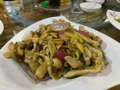 -琼大师东方烤乳猪(亚特兰蒂斯店)