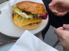 和牛三明治汉堡-RAC BAR(安福路店)