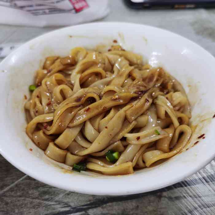 天下第一光头粉(长郡中学店)-"[色]太好吃了吧!猪油拌粉真的超级正宗!