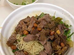 -阿阳牛腩腌面店