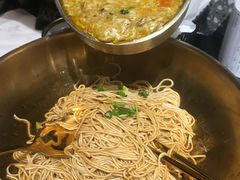 井梅蟹粉面-贡梅老面馆·蟹粉面·无锡特色小吃(南长街主推店)