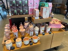 零售区-星巴克(成都东站店)