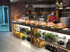 自助取餐区-食通天美食广场(华润万象城店)