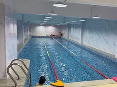 -小蓝鲸游泳培训基地(积水潭店)