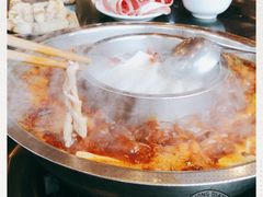 -九尺赵老四鲜鹅肠火锅
