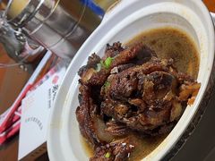 -老码头黑皮肘子锅包肉(赣水路店)