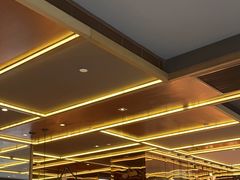 -大中华希尔顿酒店-念自助餐·嗨啤·小龙虾