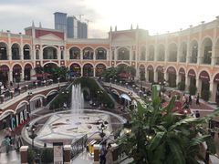 -佛罗伦萨小镇广佛名品奥特莱斯(疏港路店)