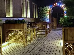 -麦落精酿啤酒餐吧(先农大院店)