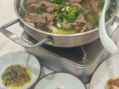 -犇逸·乐山跷脚牛肉·四川现炒(览海店)