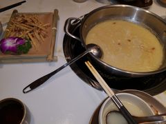 -六合里雄记汕头牛肉火锅(东门店)