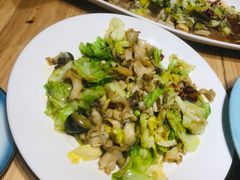 -李氏疙瘩汤·本地海鲜·老烟台菜(所城里店)