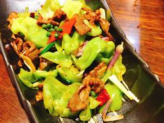 花椒叶炒牛肉-味道云南·云朵山歌(东方都会广场店)