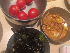 -蚂蚁洞·烤肉大营地(上海静安大悦城店)