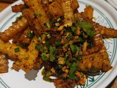 折耳根咔嚓洋芋-云海肴·汽锅鸡·云南菜(广安门天虹店)