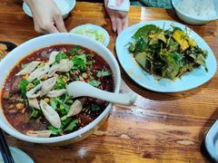 -朱大嘴肥肠血旺(福字街店)