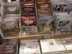 -猫的天空之城概念书店(印象城购物中心店)
