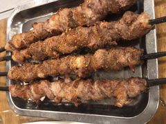 红柳烤串-凤齐羊肉烩面馆