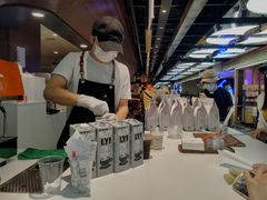 -Manner Coffee(芮欧百货店)