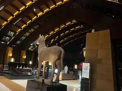 -三亚湾海居铂尔曼度假酒店