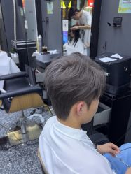 -藤野造型专业烫染接发