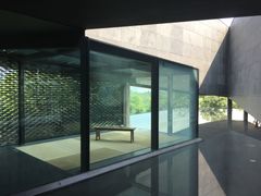 -知美术馆