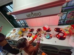 -奈尔宝·儿童乐园·亲子餐厅(华采天地店)