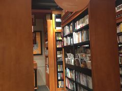 -西西弗书店&矢量咖啡(来福士广场店)