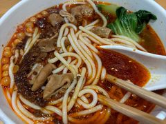 -三千粉牛肉米粉(来客茂店)