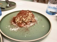 -上海虹桥祥源希尔顿酒店