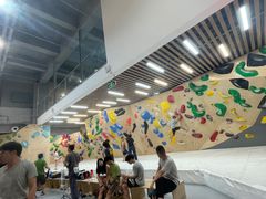 -ROCKPLUS攀岩馆(环宇城店)
