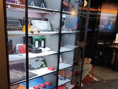 -小魔虎电竞馆·二进制店