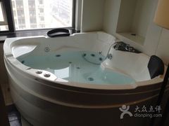 喜鹊愉家(东明路店)-喜鹊愉家酒店(郑州曼哈顿博览中心地铁站店)