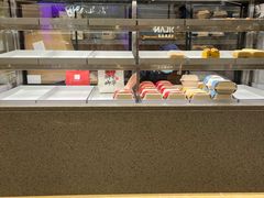 面包甜点陈列柜-君之狮子山·轻糖烘焙(松江印象城店)
