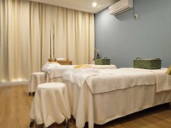 -纤姿俪纳产后恢复连锁机构(世纪东方广场店)