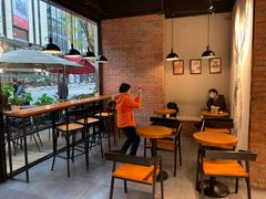 用餐区-THE ALLEY 鹿角巷(时代天街A馆店)