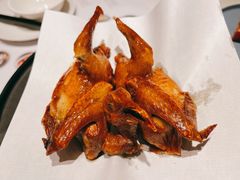 招牌乳鸽-虾饺妹·粤式茶餐厅(荟聚店)