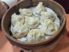 -莱莱小笼·乔艾