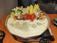 -魔丼屋(日月光店)