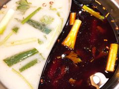 -肖肖酸萝卜鱼火锅(总店)