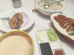 -梅利汴京烤鸭•开封豫菜地标店(东司门店)