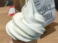 -麦当劳(凯德广场店)