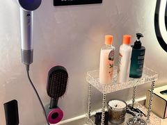 -涨巢·潮玩水疗局