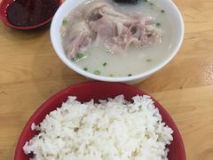 -雷祖芳老妈蹄花店