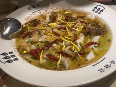 -渔语鱼酸菜鱼新川菜(来福士店)