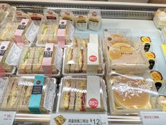 -85度C(生甜甜圈研究工坊·上海平凉店)