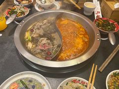 -沸炉重庆老火锅(军事博物馆店)