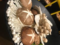 菌菇拼盘-炉小哥烤肉(熙地港店)